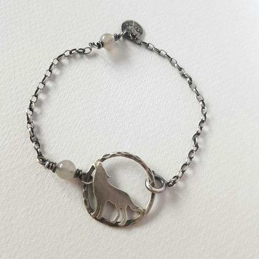 bransoletki wire wrapping Wilk szary- srebrna bransoletka