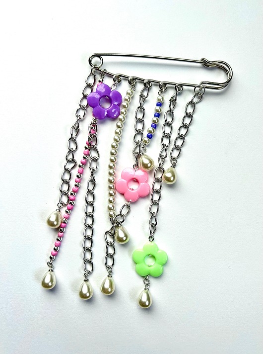 broszki Broszka z agrafką pastelowe kwiaty  biżuteria autorska Agrafka Studio