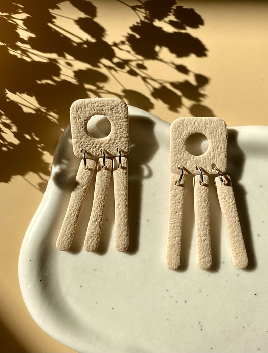 kolczyki z masy plastycznej Wiszące kolczyki meduzy ALE 08