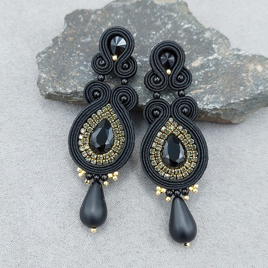 kolczyki soutache Bonita czarne ze złotem eleganckie wieczorowe kolczyki sutasz