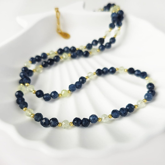 korale Naszyjnik z kamieni naturalnych: chalcedon, prehnit