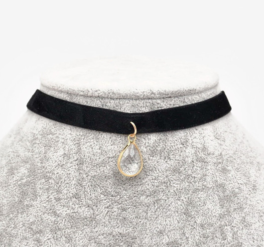 Choker Black Velvet -9mm-  z kryształkiem ZOKO STORE