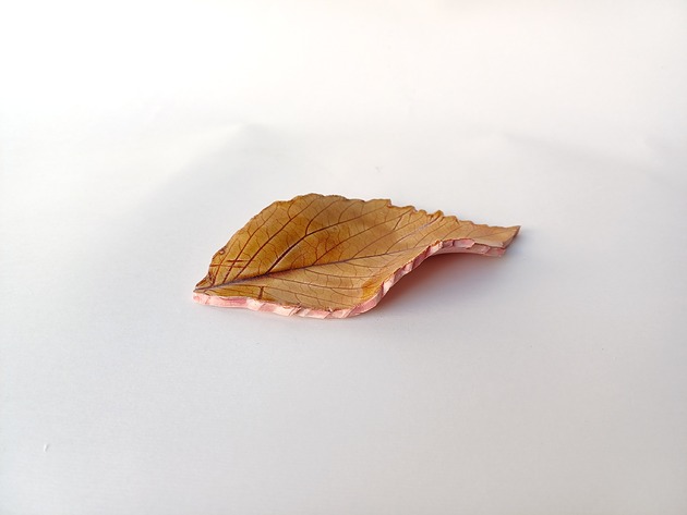 pojemniki na biżuterię Podstawka ceramiczna liść
