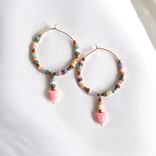 kolczyki z kamieniami Kolczyki z serduszkami : okazałe, duże : lawa, serduszka ceramiczne