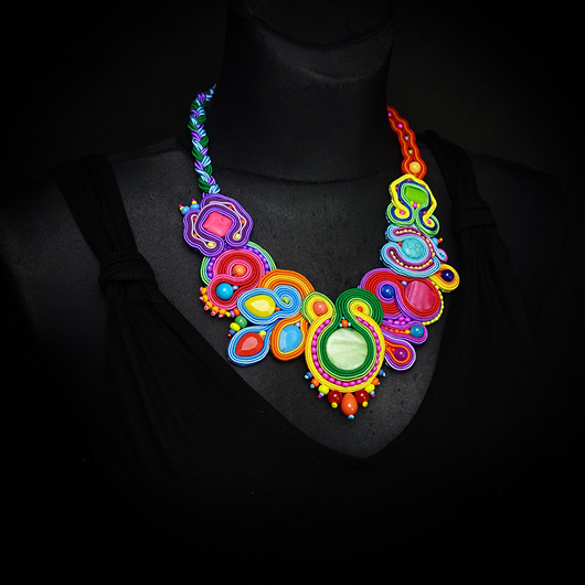 kolie Kolorowy Bajkowiec - naszyjnik Soutache