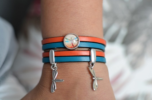 Bransoletka  MAGNETOOS DOUBLE DRAGONFLIES CHARMS Beezoo
