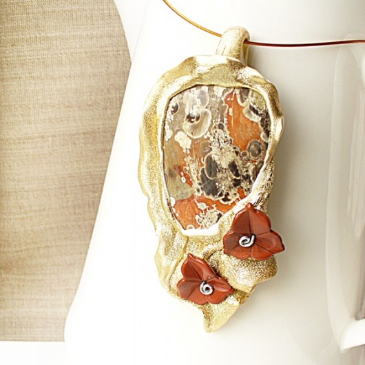 Golden Flower - złoty naszyjnik z Agatem Studio Ladybird