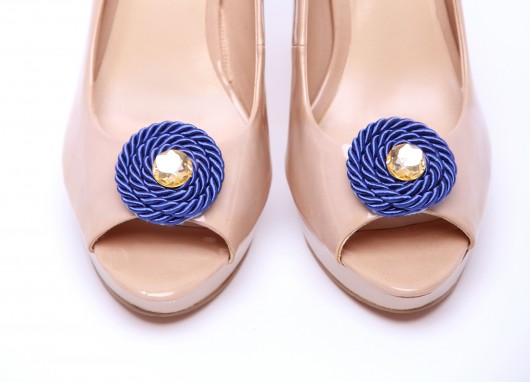 klipsy do butów - granatowe zawijasy Swirl HowDoILook