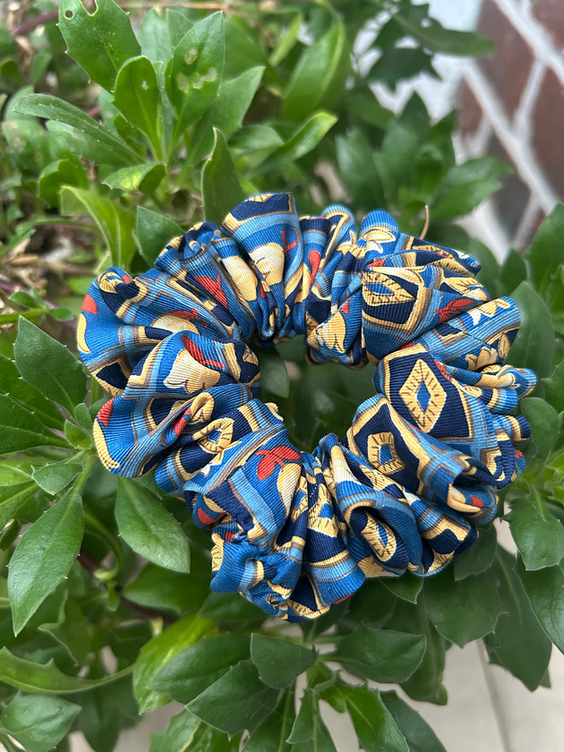 gumki do włosów Jedwabna gumka scrunchie z upcyclingu