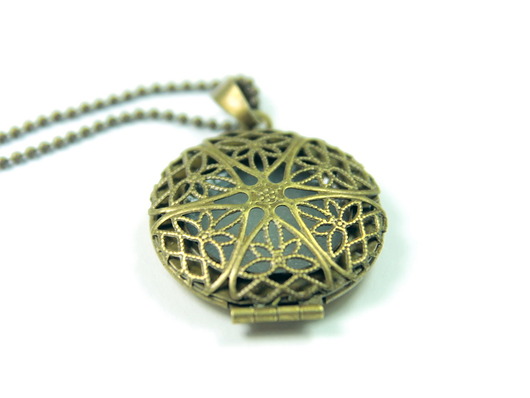 wisiory ALONE in the Dark round - wisior fluorescencyjny