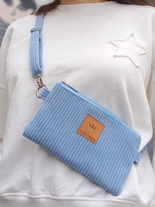 saszetka nerka Sztruksowa mini  saszetka na telefon Błękitna