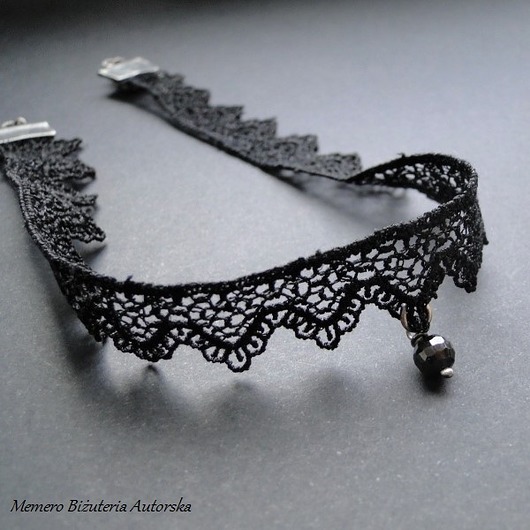 Choker z gipiurą i cyrkonią Memero