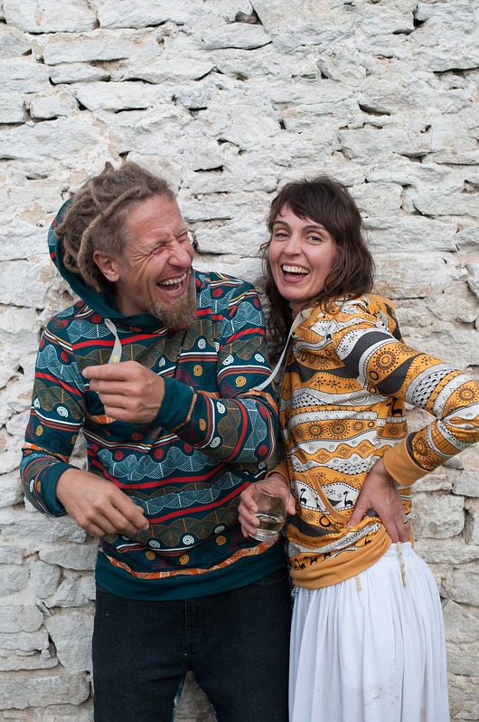 Bluza kangurka "Meander" z musztardowym - unisex Funaticos