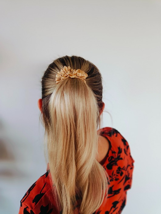 gumki do włosów Gumka jedwabna, scrunchie, frotka warm gold MIDI