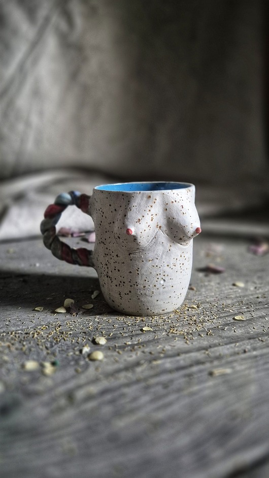 kubki Kubek cycuszki na kawę, kubek Rzeźba kobieta, cappuccinka cycuszek