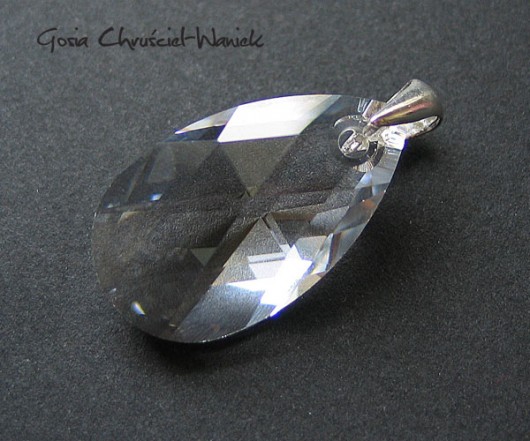 Wisiorek kryształ Swarovski Gosia Chruściel-Waniek