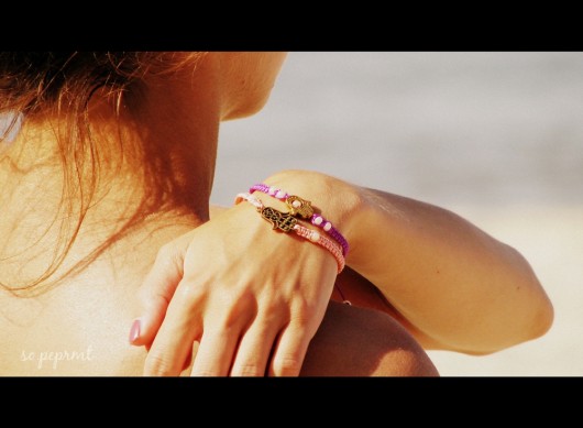 Golden Hamsa & Violet sopeppermint