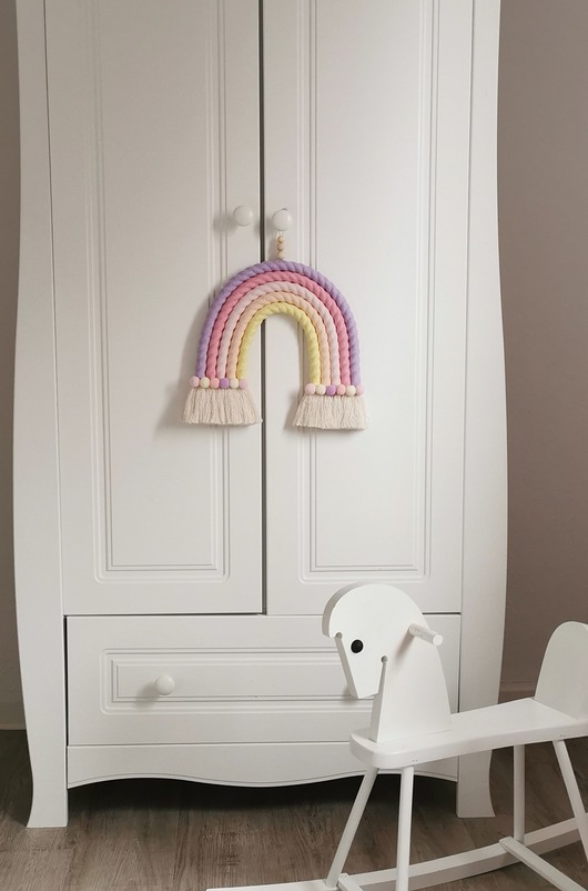 pokój dziecka - różne Ozdoba tęcza do pokoju dziecięcego, pompony
