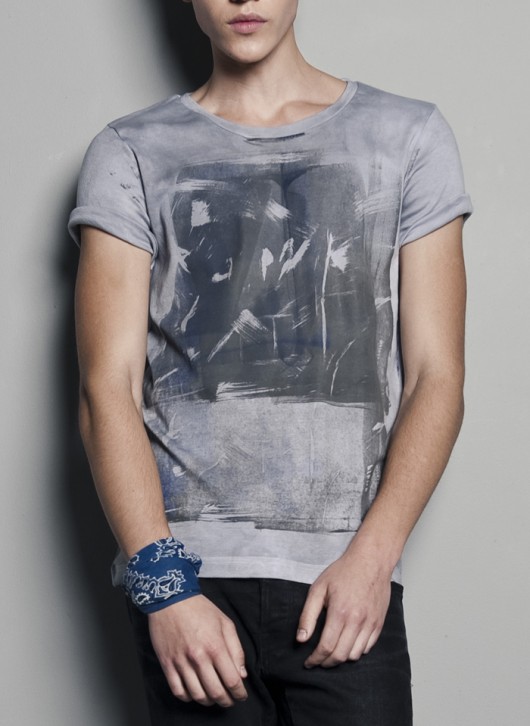 T-SHIRT 09 / L Karol Lewczuk