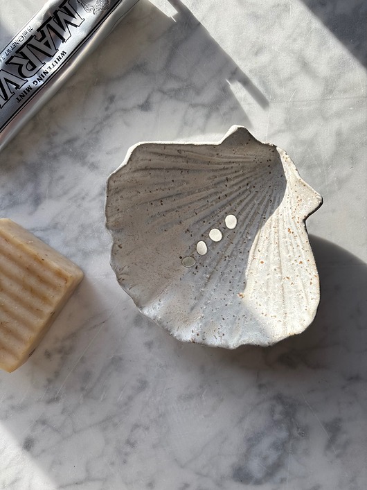 mydelniczki Ceramiczna Mydelniczka z Odpływem Muszelka Muszla Biała Matowa