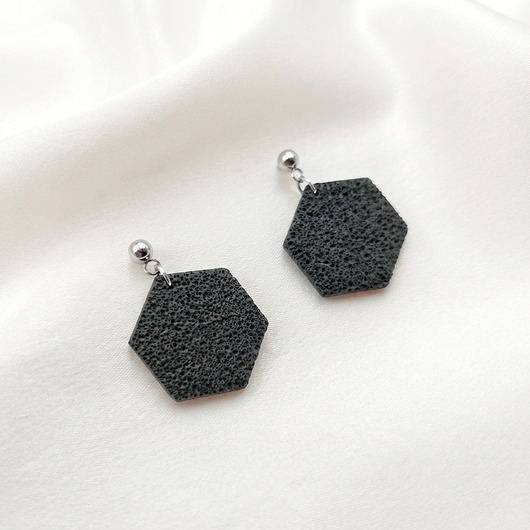 kolczyki z masy plastycznej Kolczyki Raw Elegance 20 mm