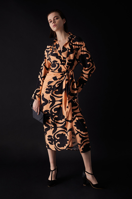 sukienki midi damskie Sukienka CLASSY&SASSY