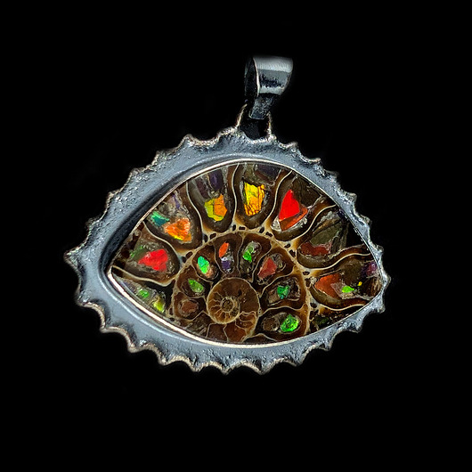 wisiory Baśniowy wachlarz ammolitu