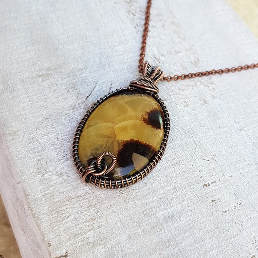 wisiory Septarian - smoczy kamień  m223