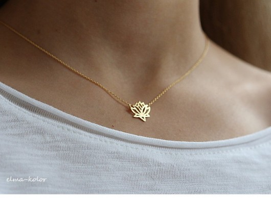 Lotus flower gold elma