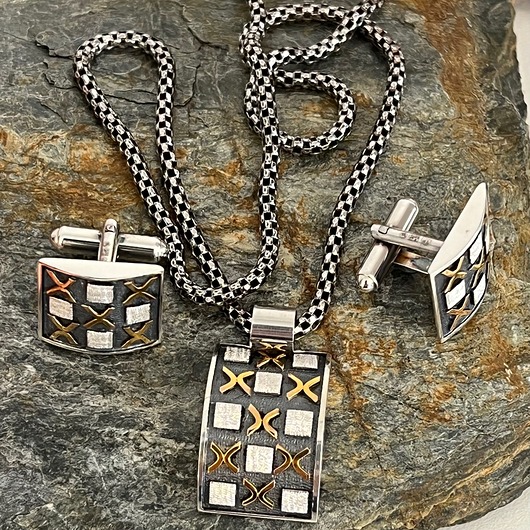 komplet biżuterii Komplet Damski- naszyjnik i spinki do koszuli ,  srebro i złoto