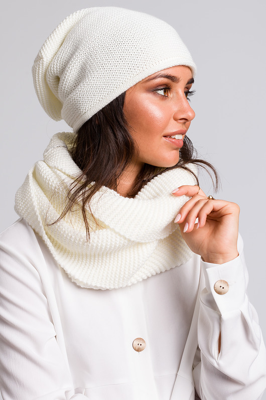 czapki damskie Czapka smerfetka - ecru (BK-044)