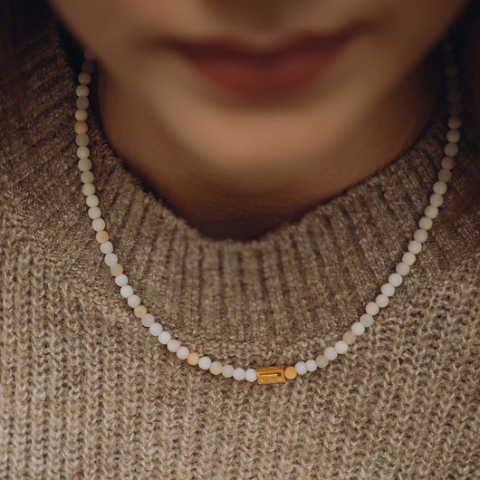 chokery Choker z kremowych agatów