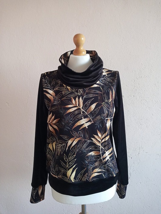 Rezerwacja. Bluza damska S/M Fabrykawis