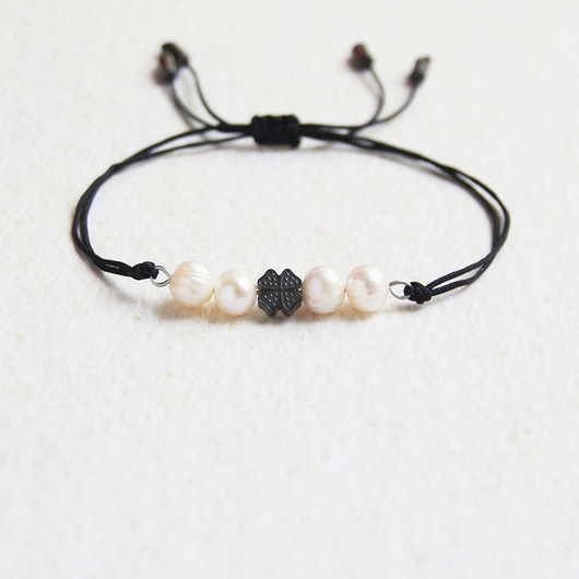 bransoletki z kamieni naturalnych Naturalne perły : bransoletka na szczęście