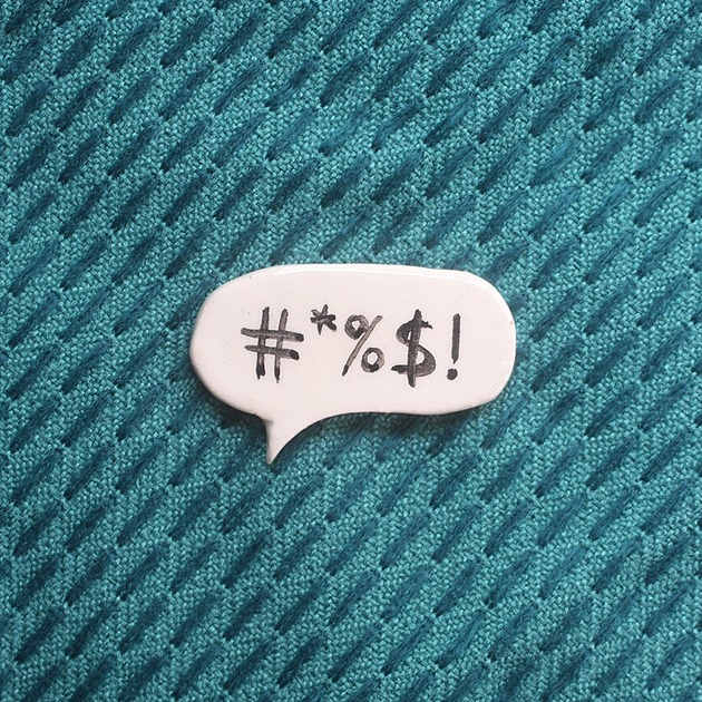 broszki Broszka ceramiczna #*%$!