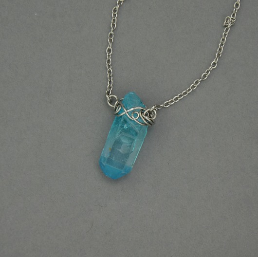 naszyjniki - inne Naszyjnik Talizman niebieski kryształ górski wire wrapping