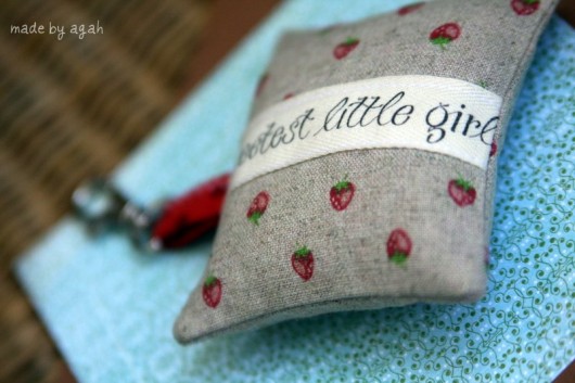 Brelok  {Sweetest Little Girl} made by agah