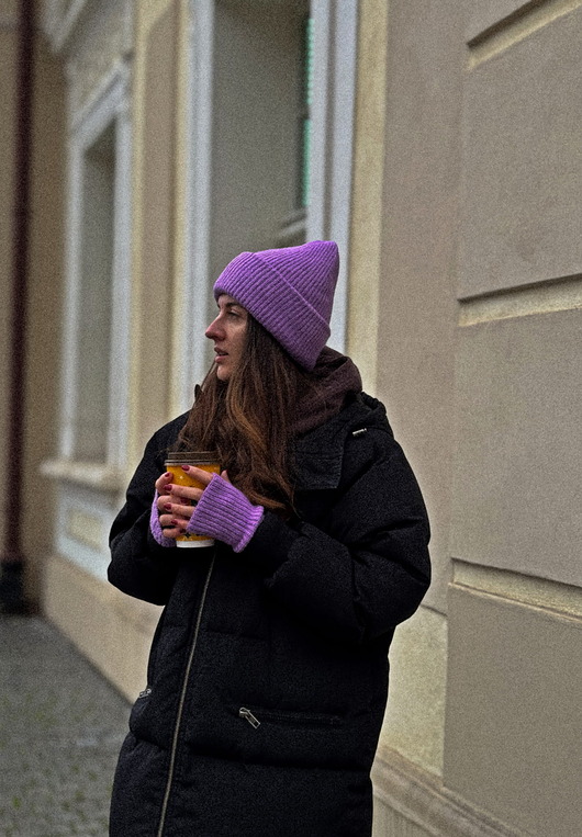 czapki damskie Zestaw zimowy lawendowy - czapka i mitenki