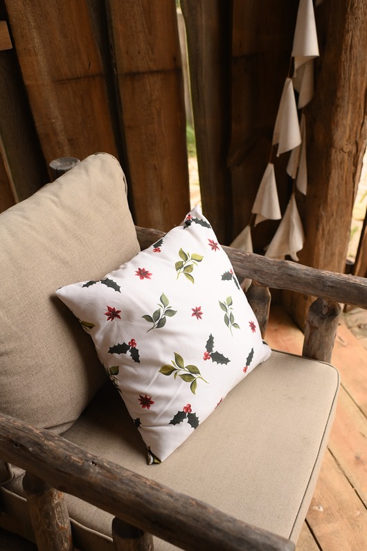 poduszki z grafiką Poszewka na poduszkę z motywem świątecznym