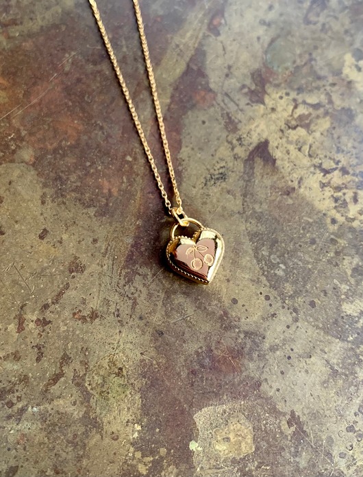 złote naszyjniki Serduszko Mon Cheri- Naszyjnik- Wiśnie