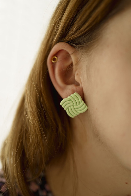 kolczyki z masy plastycznej Sztyfty knot miętowe