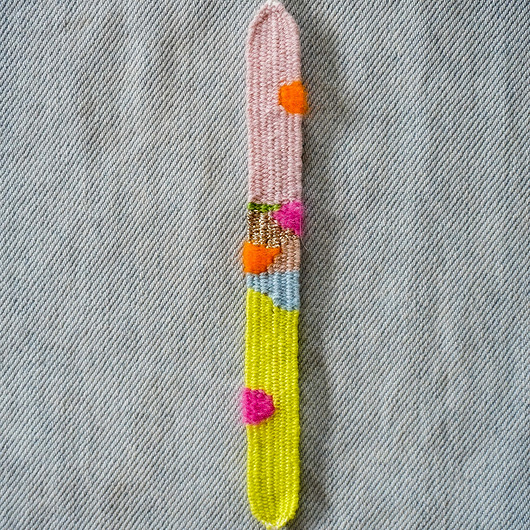 bransoletki na sznurku Kolorowa bransoletka ręcznie tkana na sznurku z nici