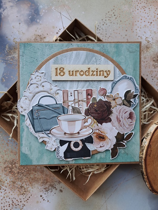 kartki scrapbooking Kartka na 18-stkę dla dziewczyny (w pudełku)