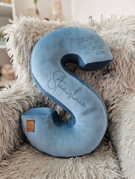 poduszki do pokoju dziecka XXL Poduszka metryczka litera, literka velvetowa, inicjały - kolor do wyboru