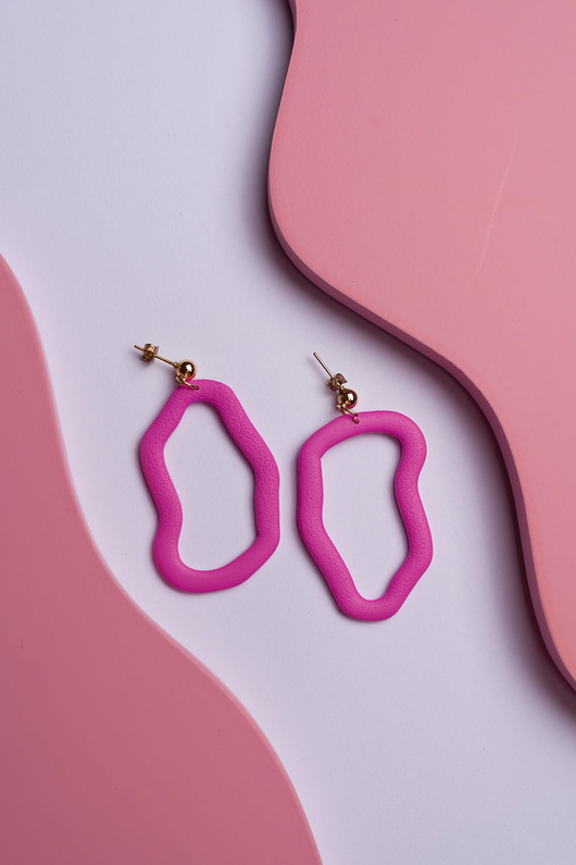 kolczyki z masy plastycznej Wiszące sztyfty w organicznym kształcie