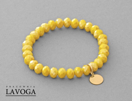 Crystal with coin pendant in yellow. Lavoga