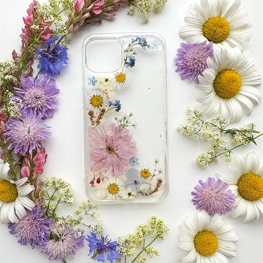 etui na telefon Etui na telefon- kwiatowy krajobraz