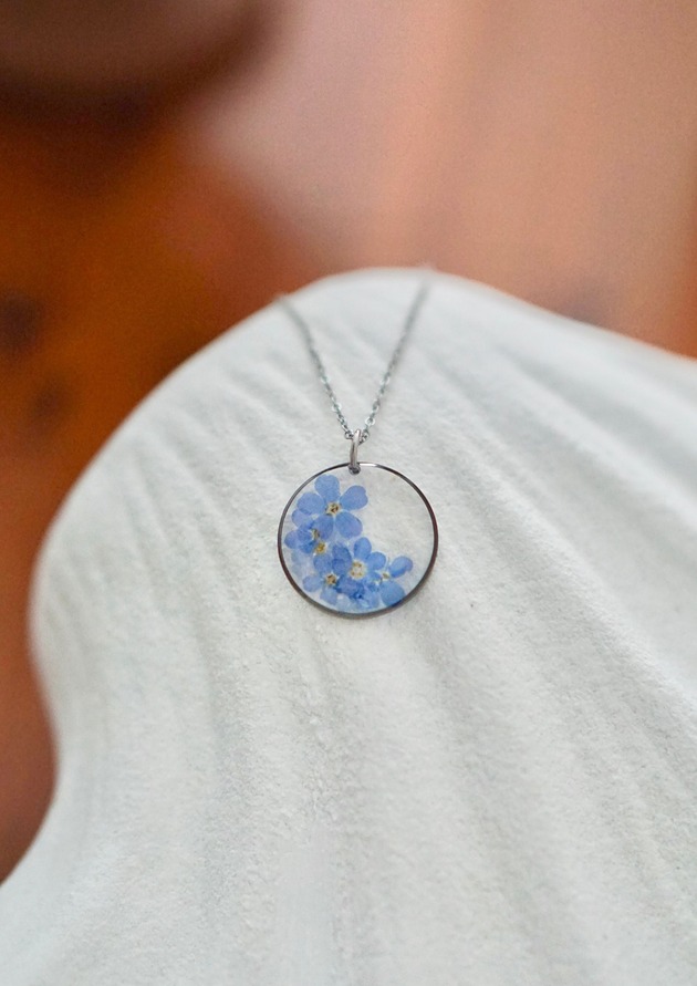 srebrne naszyjniki Naszyjnik z niezapominajkami