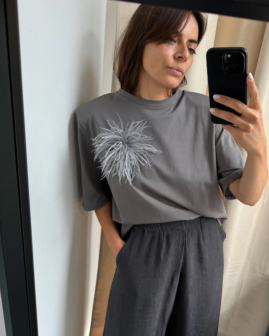 t-shirt damskie T-Shirt Art French grey z poduchami