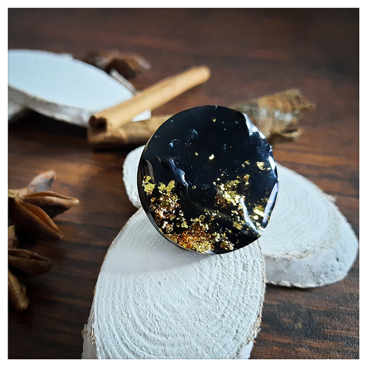 Duży czarno- złoty pierścionek Figa handmade accessories